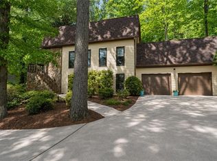 395 Nottingham Dr, Marietta, GA 30066
