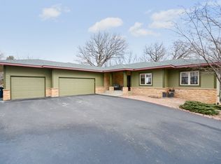 21960 Century Ct, Prior Lake, MN 55372