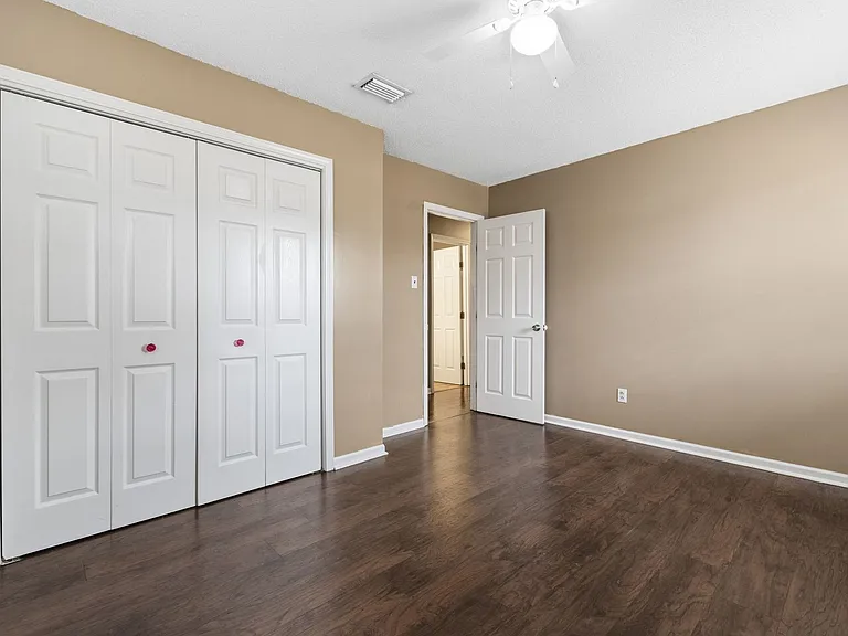 104 Quapaw Pl — Photo 28