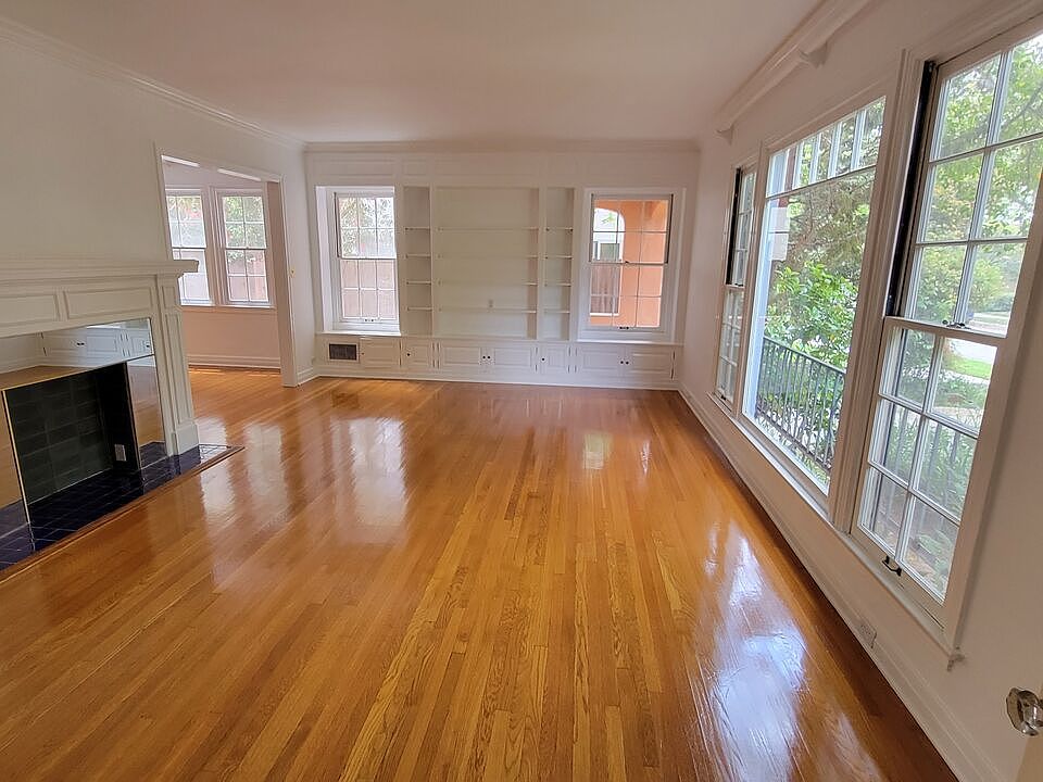1st image of 400 S Madison Ave #101