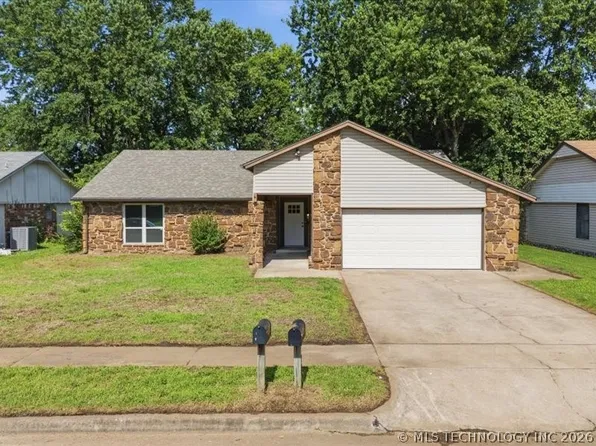 1200 S 28th St, Broken Arrow, OK 74014