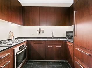 40 Broad St APT 25E, New York, NY 10004
