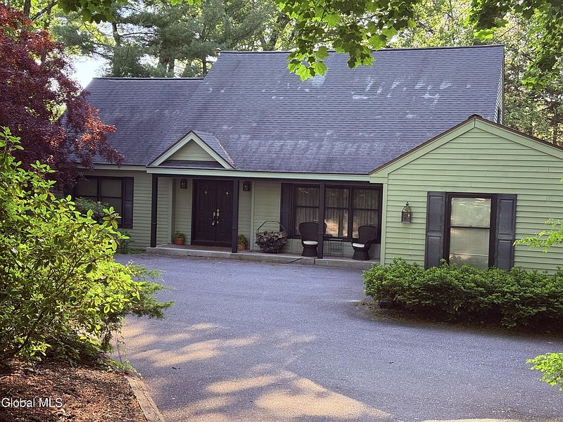 2nd image of 10 Longwood Drive