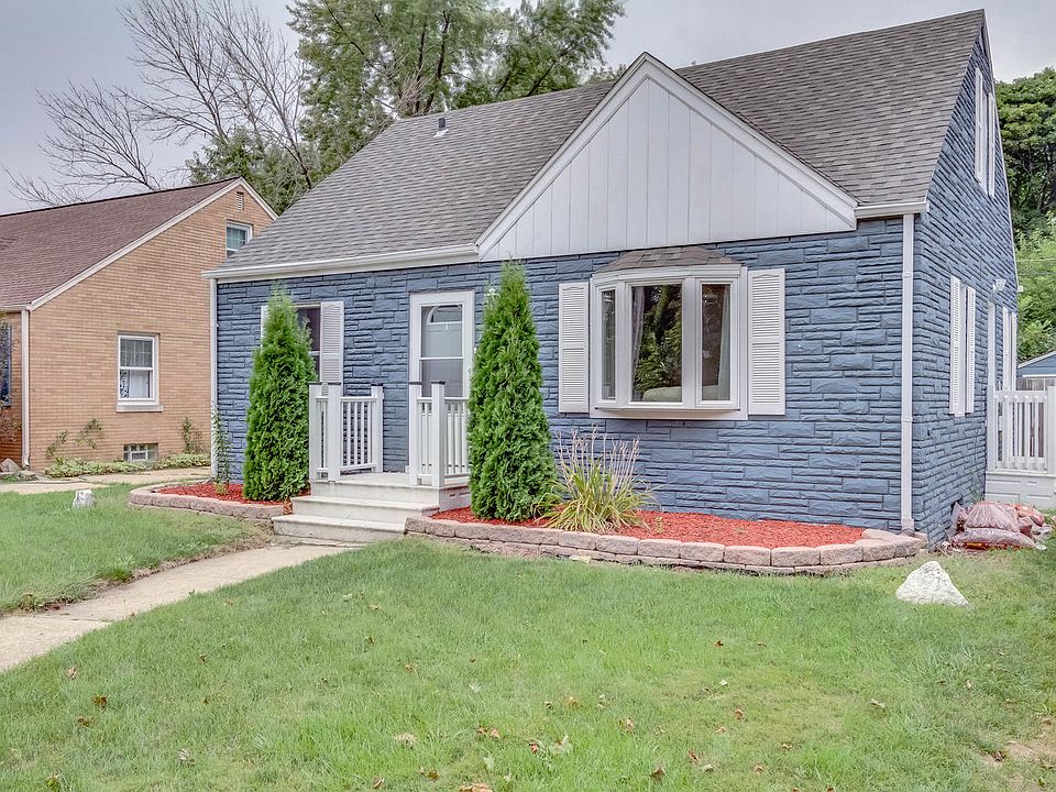 2nd image of 1818 75th St