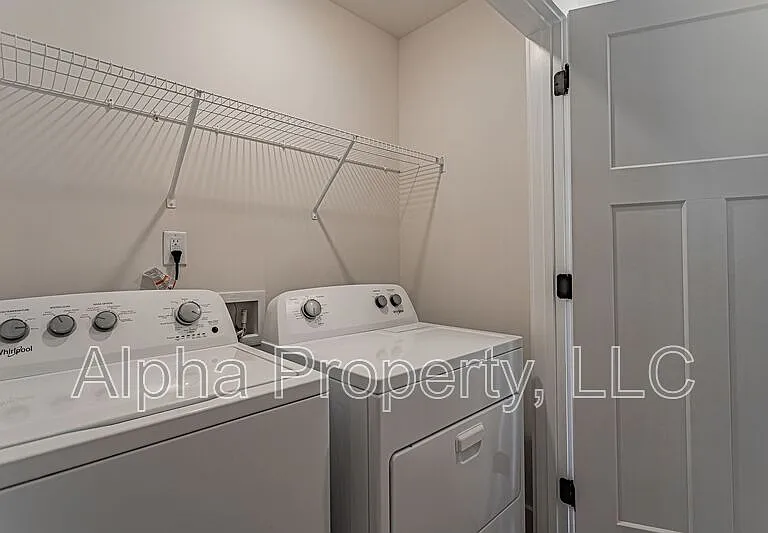451 Hazelcote Rd — Photo 20