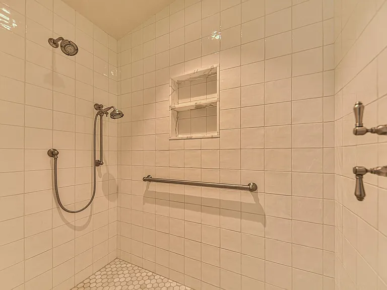 25440 John Steinbeck Trl — Photo 32