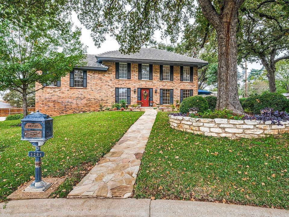 1st image of 3204 Wild Oak Ct