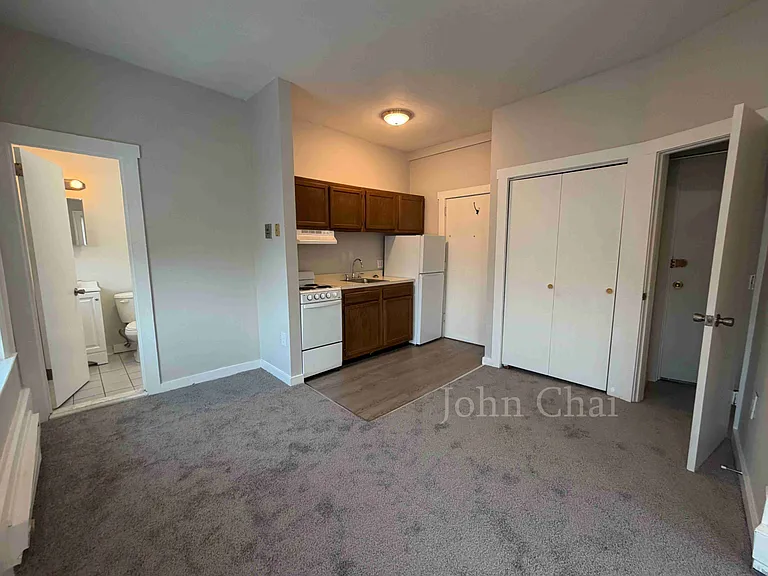 592 Cambridge St #33 — Photo 14