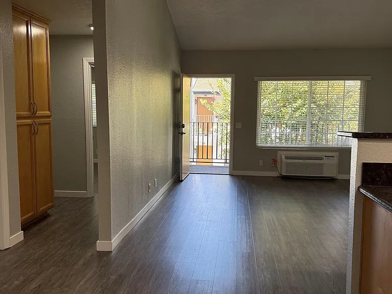 Twin Pines Apartments — Photo 54