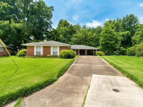 344 Venetian Way, Hattiesburg, MS 39401