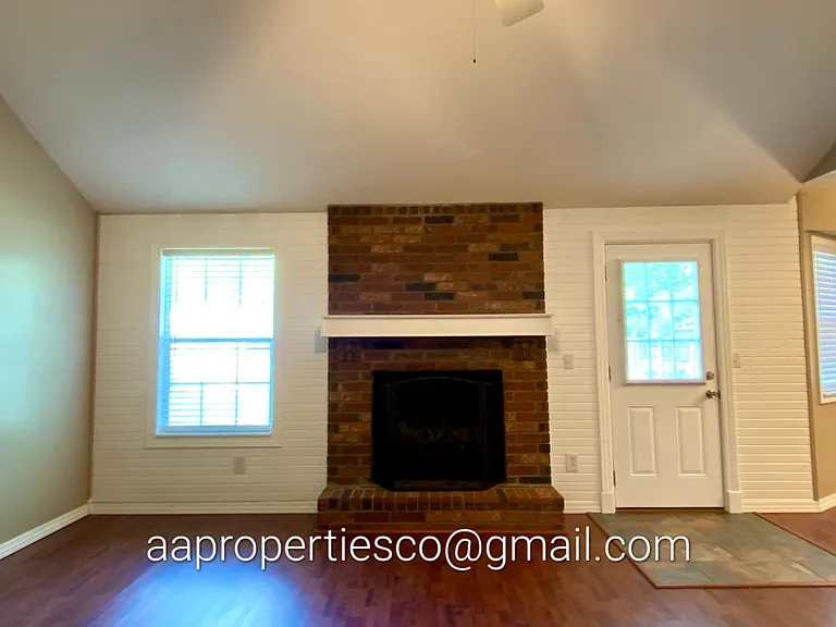 3620 S Holiday Ave — Photo 3