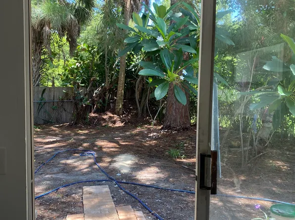 656 Dexter Dr, Dunedin, FL 34698