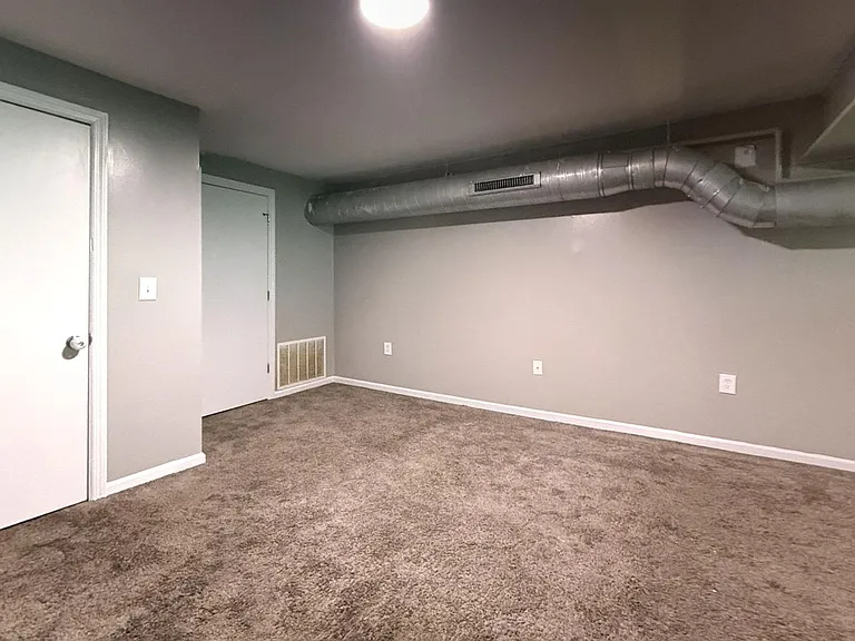 1302 W Cumberland Street — Photo 28