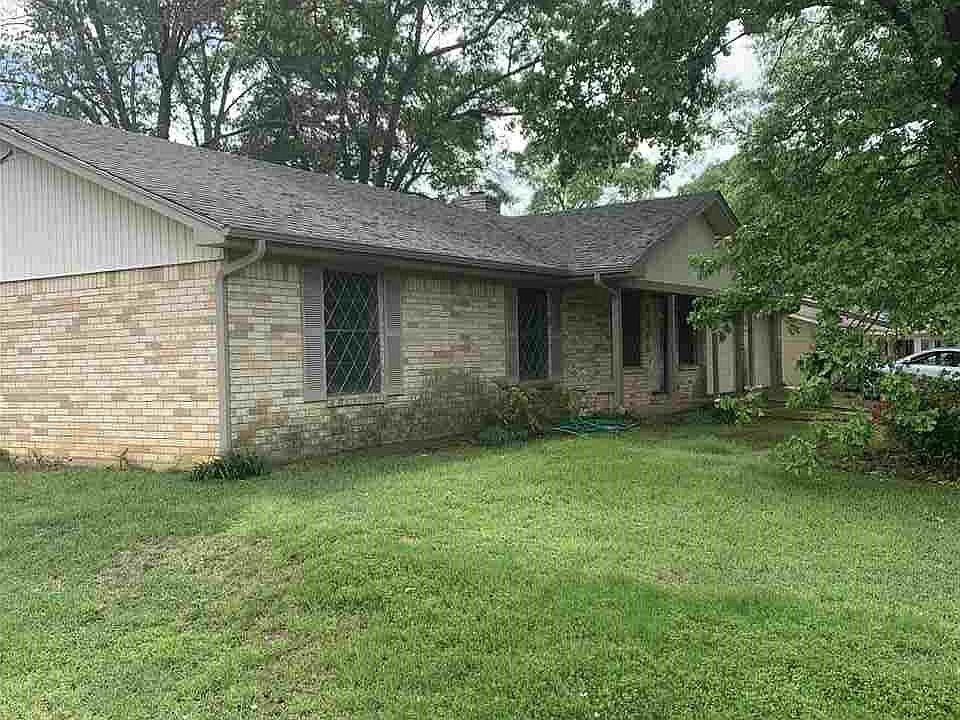 1st image of 1217 Trailwood Ln