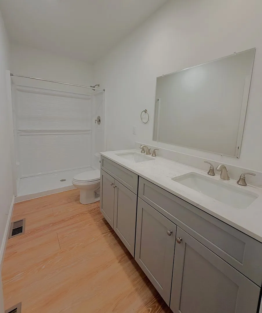 25 Forest Place — Photo 4
