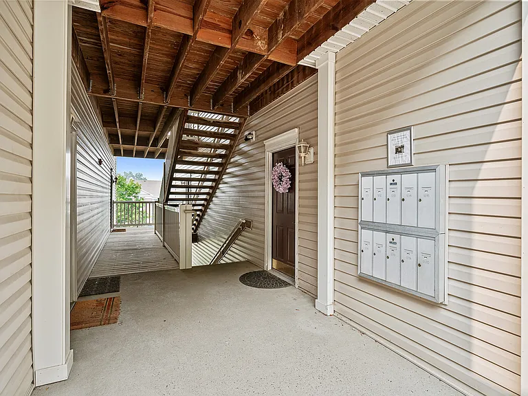 90 Berkley Manor Drive_27 3b2b Unit 1212
