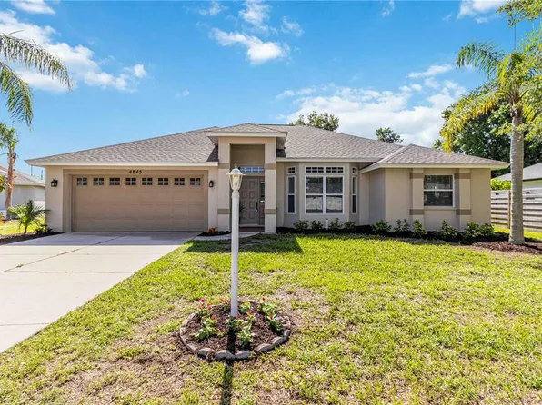 4845 Post Pointe Dr, Sarasota, FL 34233