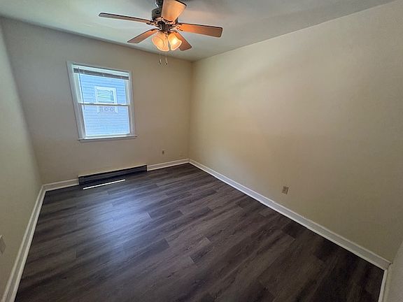 5th image of 204 Don Eve Ct Unit D