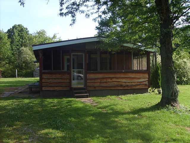1st image of 1922 Linda Ave