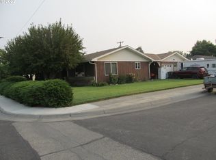 905 SW 4th St, Hermiston, OR 97838