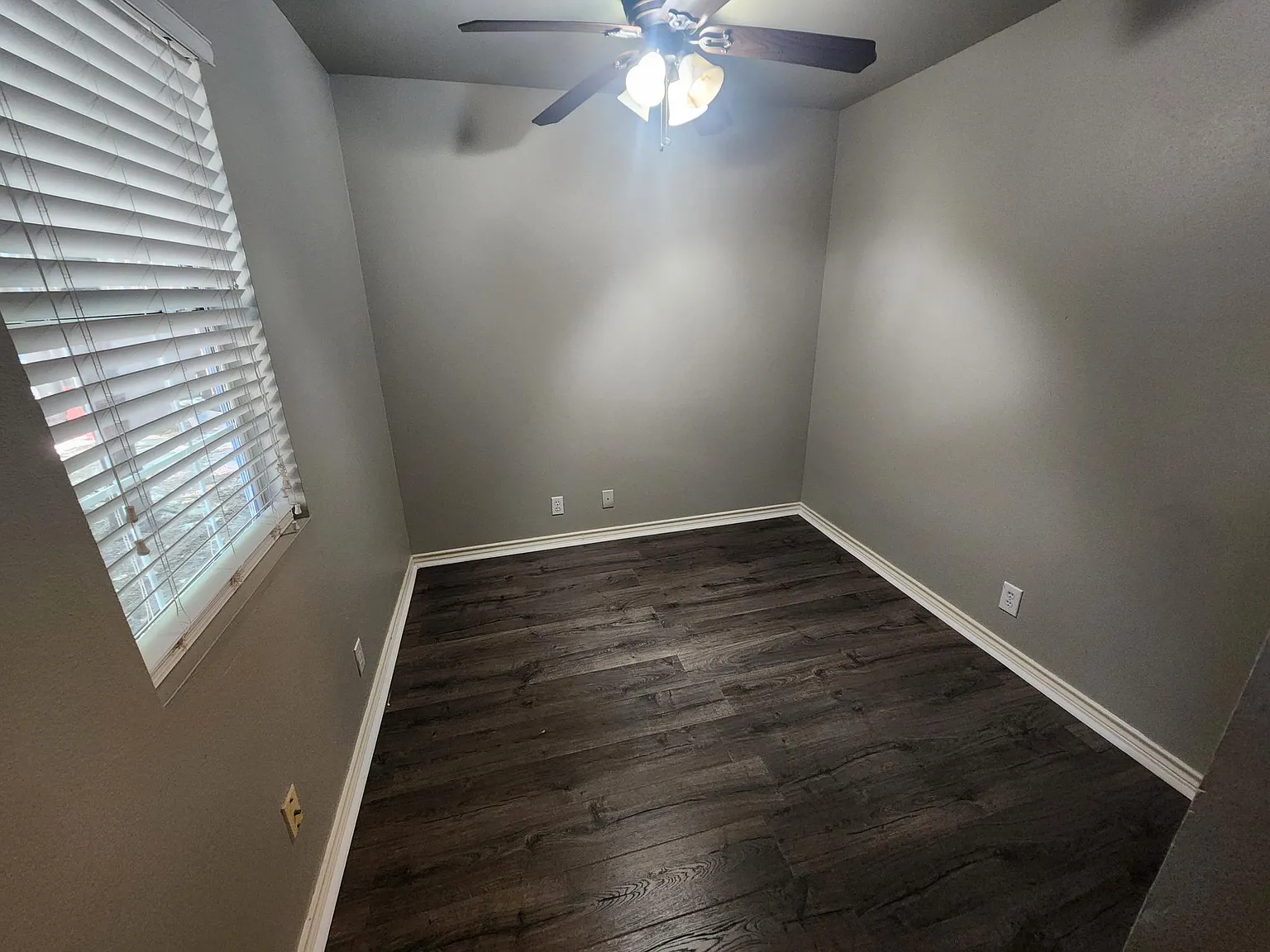 2 bed, 756 sqft, $1,295 — Photo 4