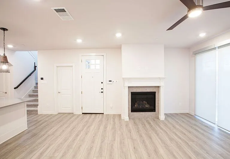 616 Laurel Ln — Photo 14