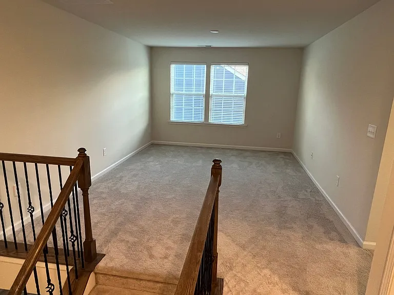 1037 Bunker Hill Rd — Photo 13