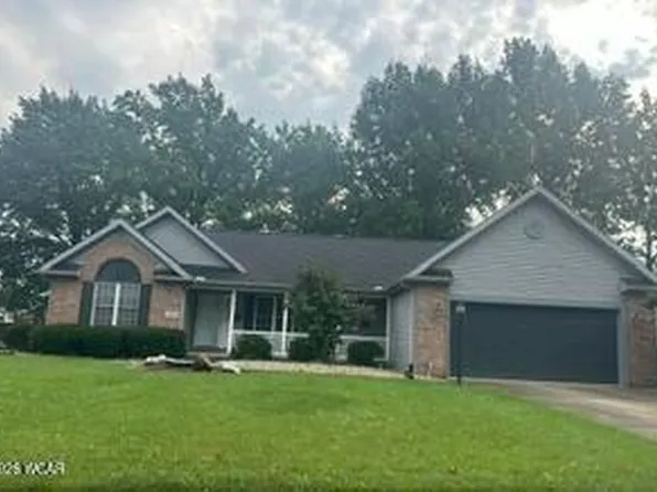 2112 Augusta Dr, Lima, OH 45805