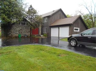 904 Breezewood Ln, Lansdale, PA 19446