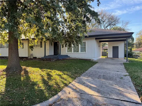 502 Tumbleweed Pl, Belton, MO 64012