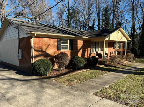 8628 Williamsburg Cir, Huntersville, NC 28078