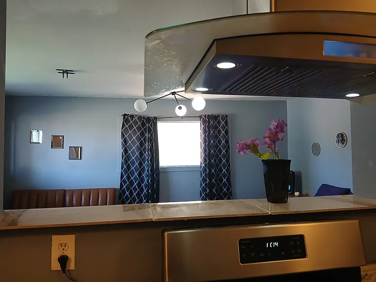 1304 Dewey Ln — Photo 12