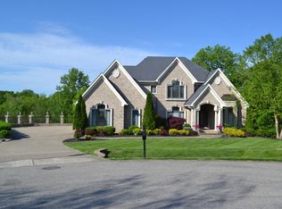 6100 Breeze Hill Rd, Crestwood, KY