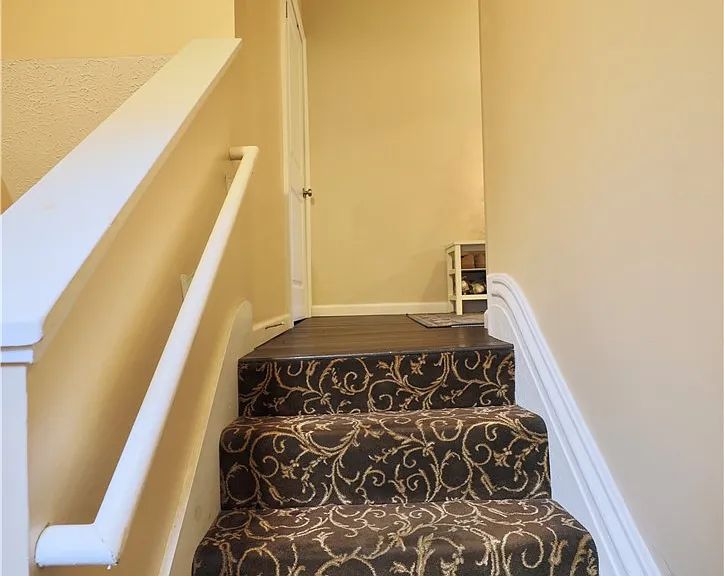 515 Lockhart St #3 — Photo 18