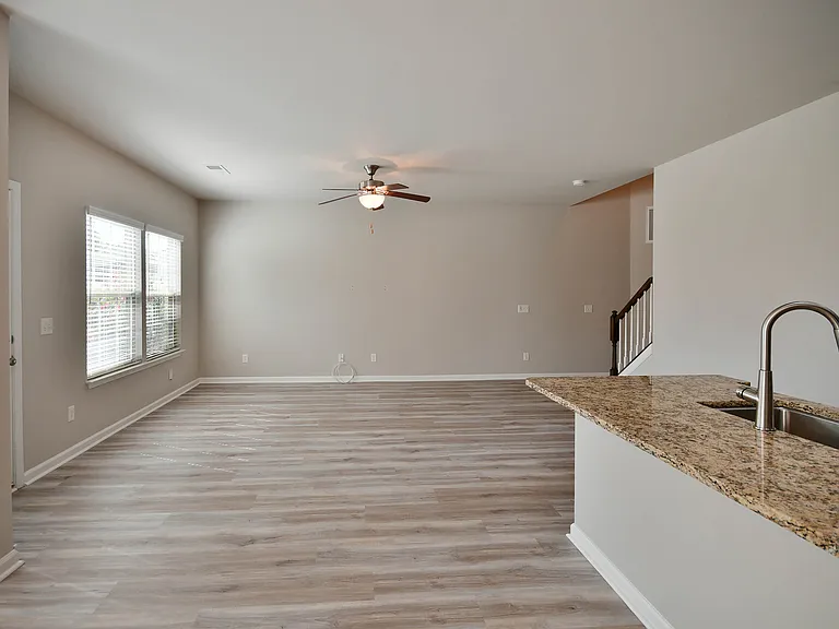303 Corday Ln — Photo 16