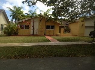 9201 SW 101st Ave, Miami, FL 33176