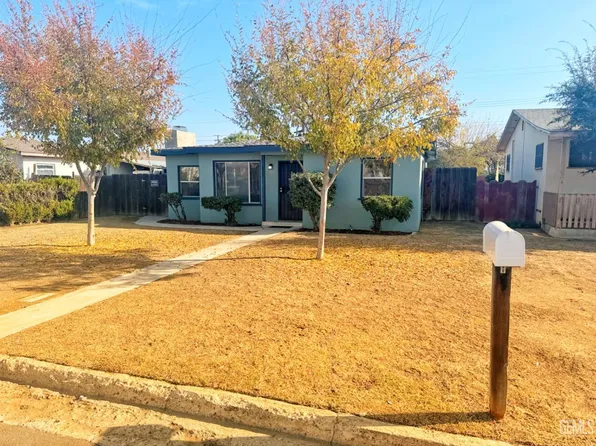 2332 Oleander St, Delano, CA 93215