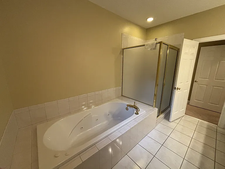 285 Merion Cir — Photo 25