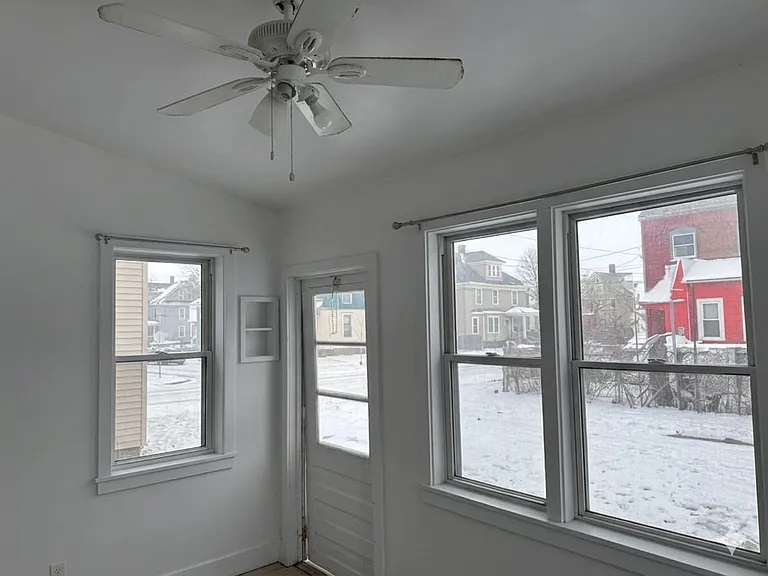 903 W Main St #903 — Photo 22