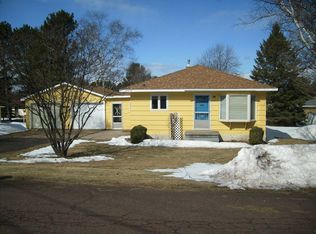 310 Tamarack St, Ontonagon, MI 49953