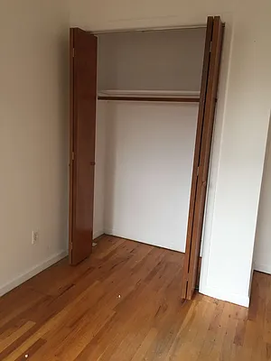 Rented by Nooklyn NYC LLC | media 18