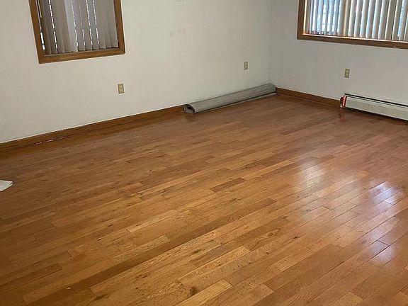 2nd image of 14726 Barclay Ave #1