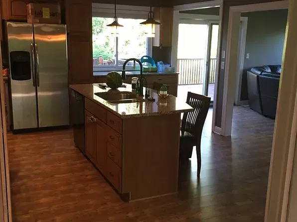 5021 Four Mile Rd, Racine, WI 53402