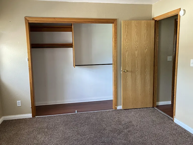 450 N Main St #11 — Photo 8