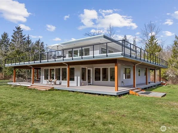 5233 Pheasant Run Lane, Anacortes, WA 98221