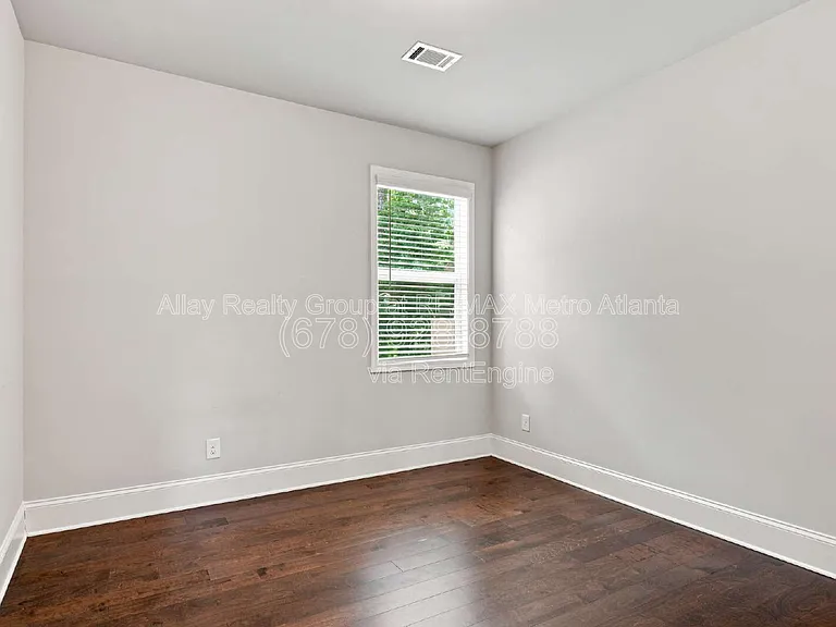 3397 Wolf Cub Cir — Photo 15