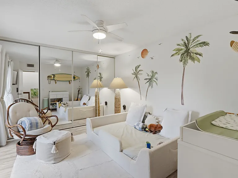 1806 18th Ln — Photo 25