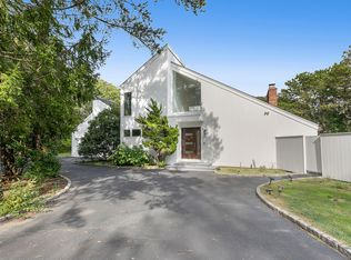 17 Eagle Close, East Quogue, NY 11959