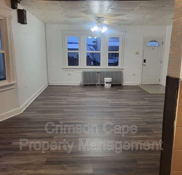 110 George Ave — Photo 3