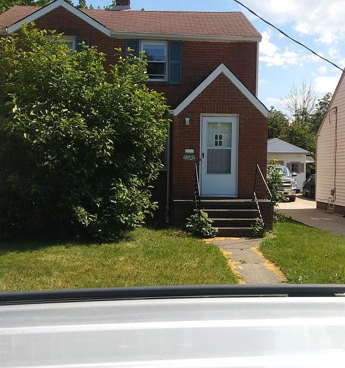 1st image of 21170 Goller Ave